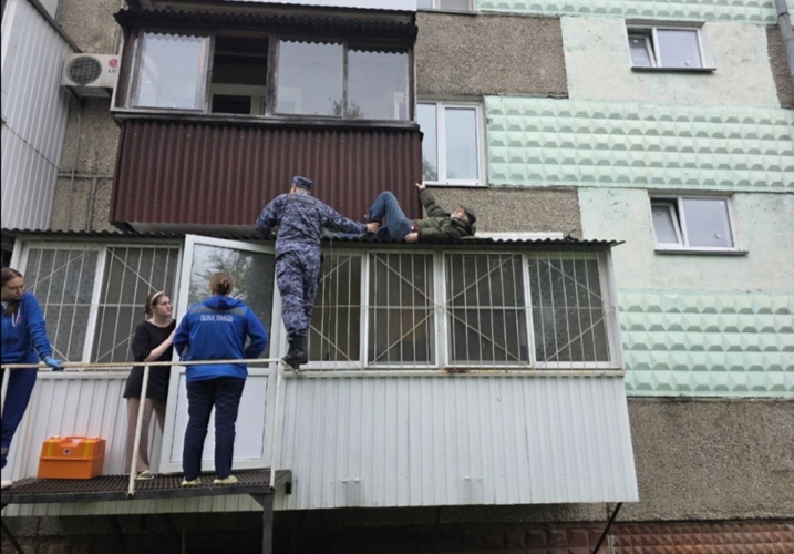 ПРОФЕССИОНАЛИЗМ И БЫСТРАЯ РЕАКЦИЯ СПАСЛИ ЖИЗНЬ ПЕНСИОНЕРУ В БИРОБИДЖАНЕ