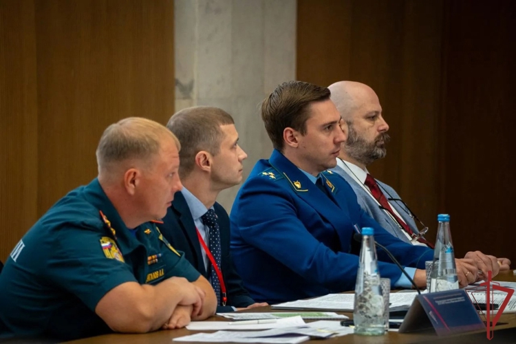 Врио начальника ФГКУ "ОВО ВНГ России по Еврейской автономной области" принял участие во Всероссийском совещании-семинаре в Нижнем Новгороде